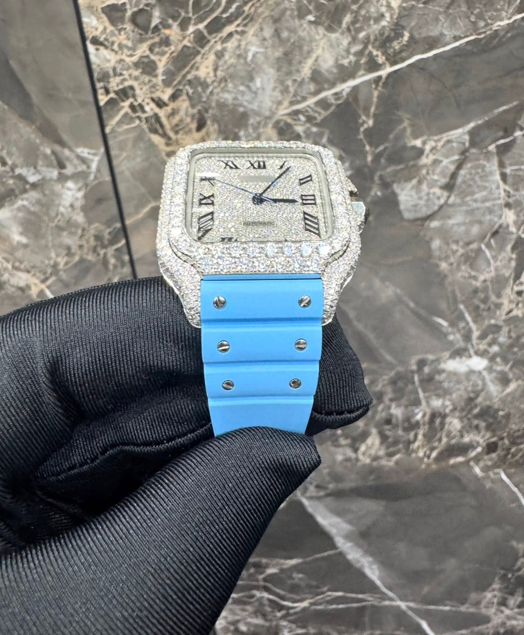 IceVault Wrist Drop