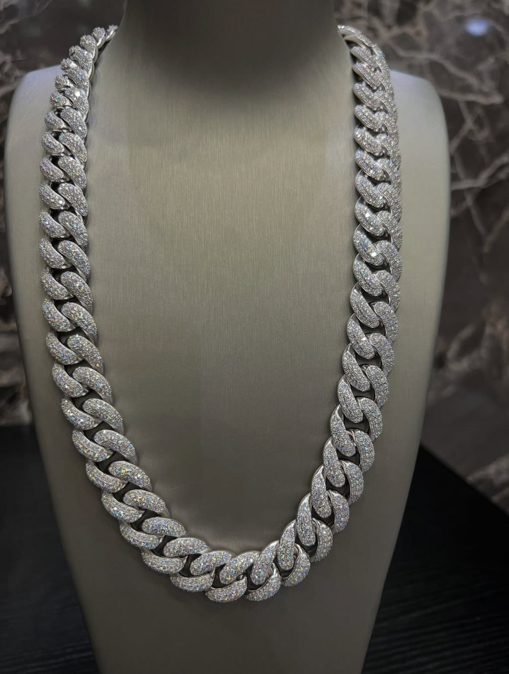 IceVault Neck Piece