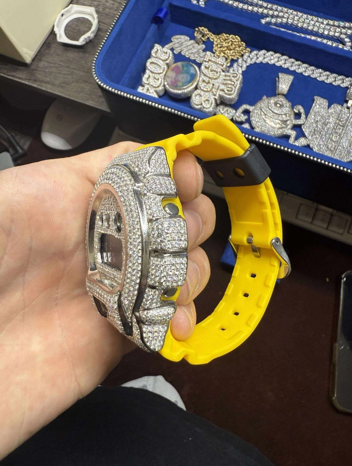 IceVault Wrist Drop