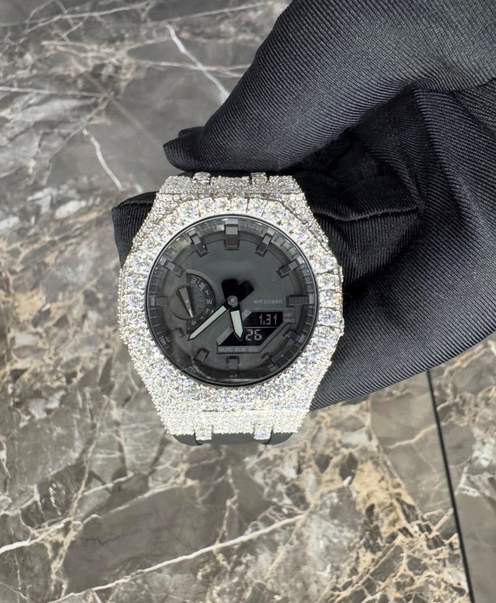 IceVault Wrist Hub