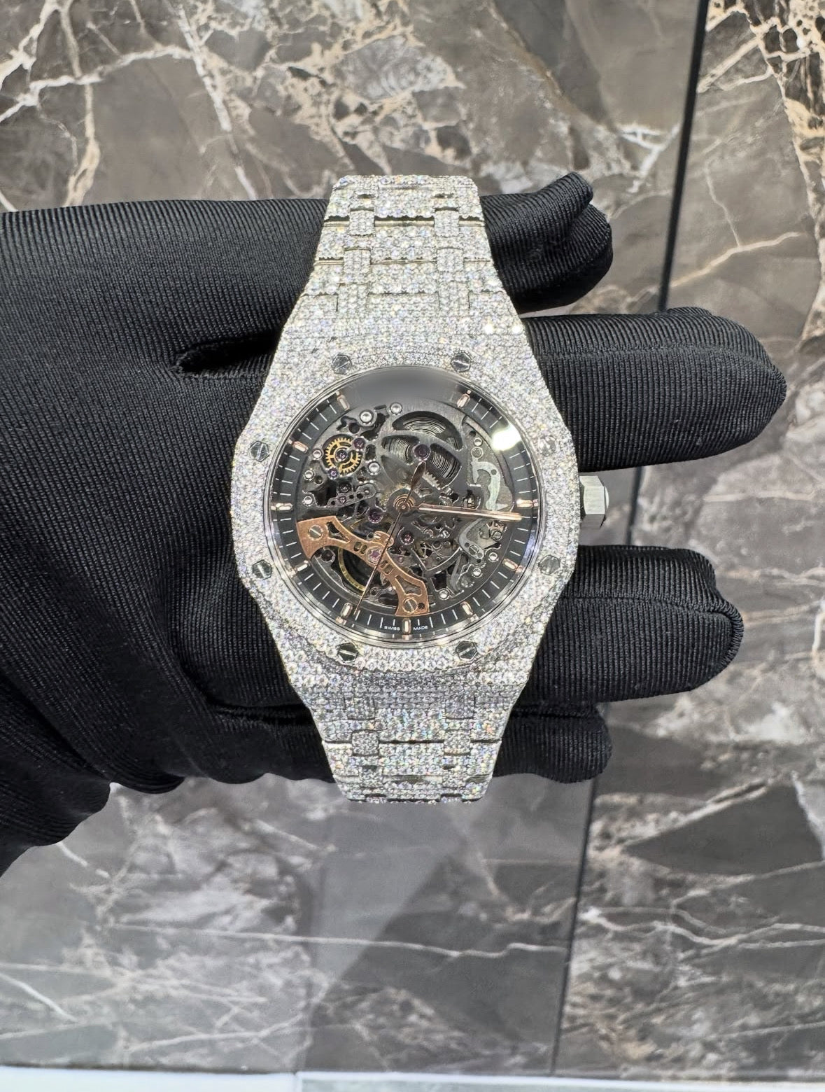 IceVault Wrist Hub
