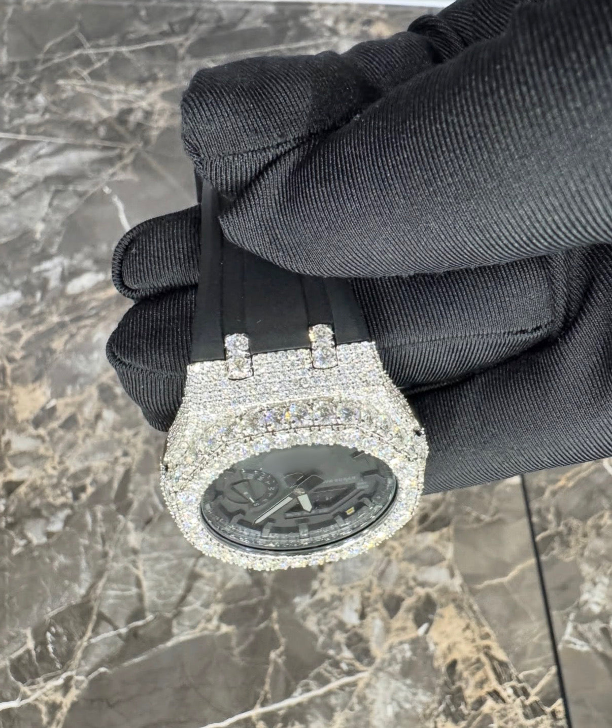 IceVault Wrist Hub