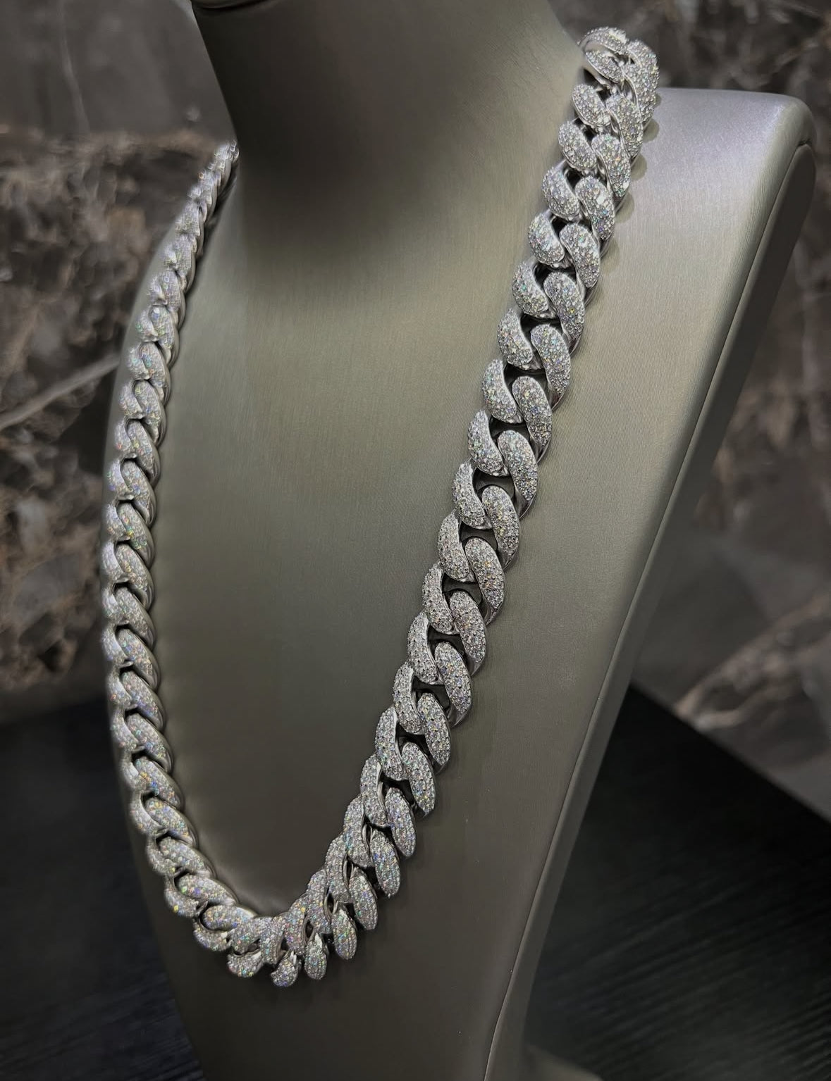 IceVault Neck Piece